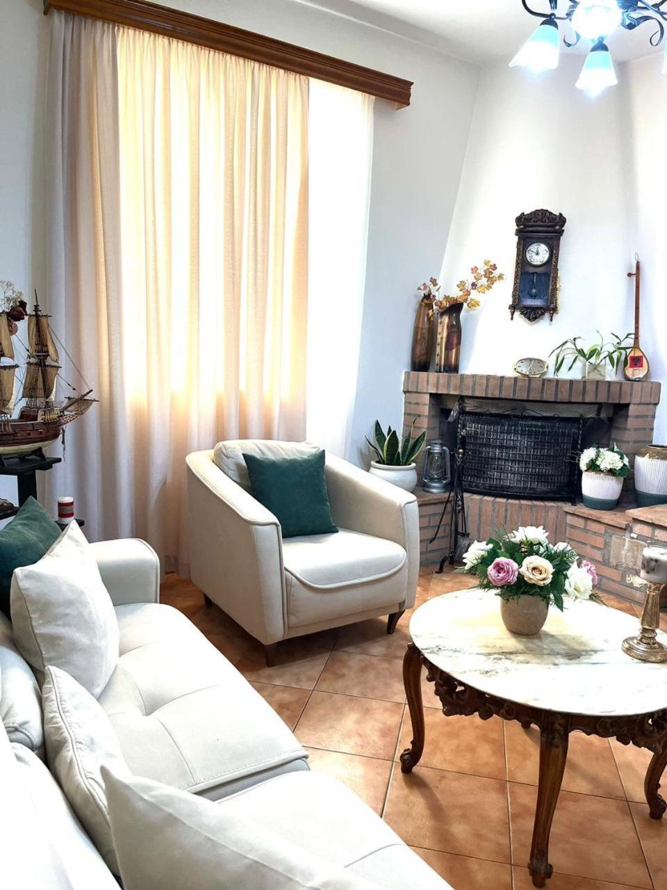 Iljazi'S Apartaments Влёра Экстерьер фото