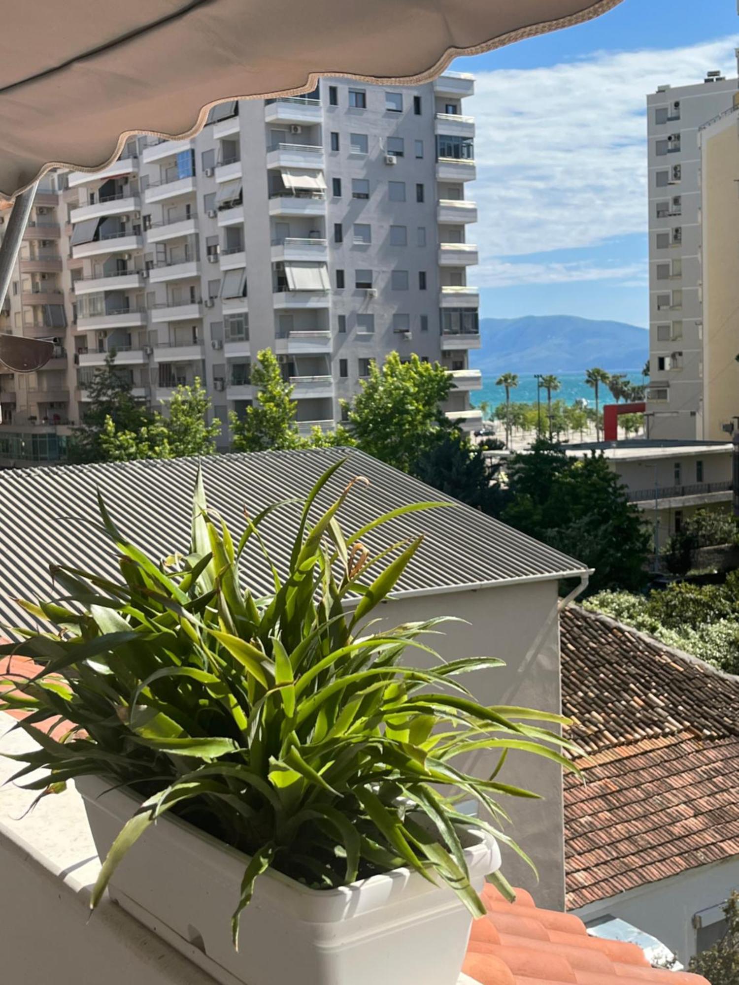 Iljazi'S Apartaments Влёра Экстерьер фото